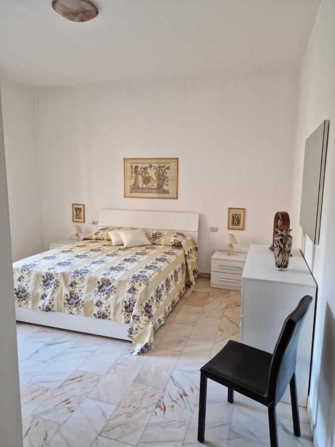 דירות קליארי La Casa Di Angelica מראה חיצוני תמונה